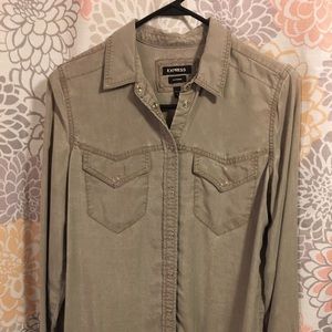 Express boyfriend style button up